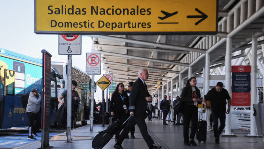 Fiestas Patrias: Autoridades llaman a usar transporte oficial y entregan recomendaciones para viajes en avión