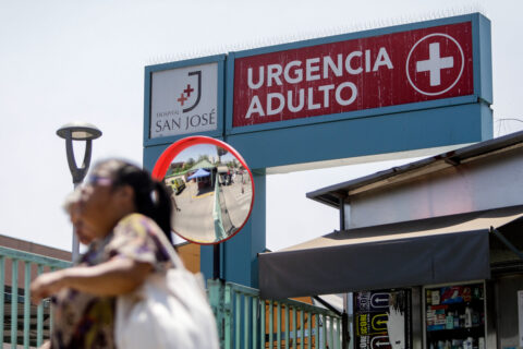 Pacientes con riesgo vital tuvieron que esperar hasta 73 horas en servicios de urgencia para ser atendidos, según un informe de Contraloría