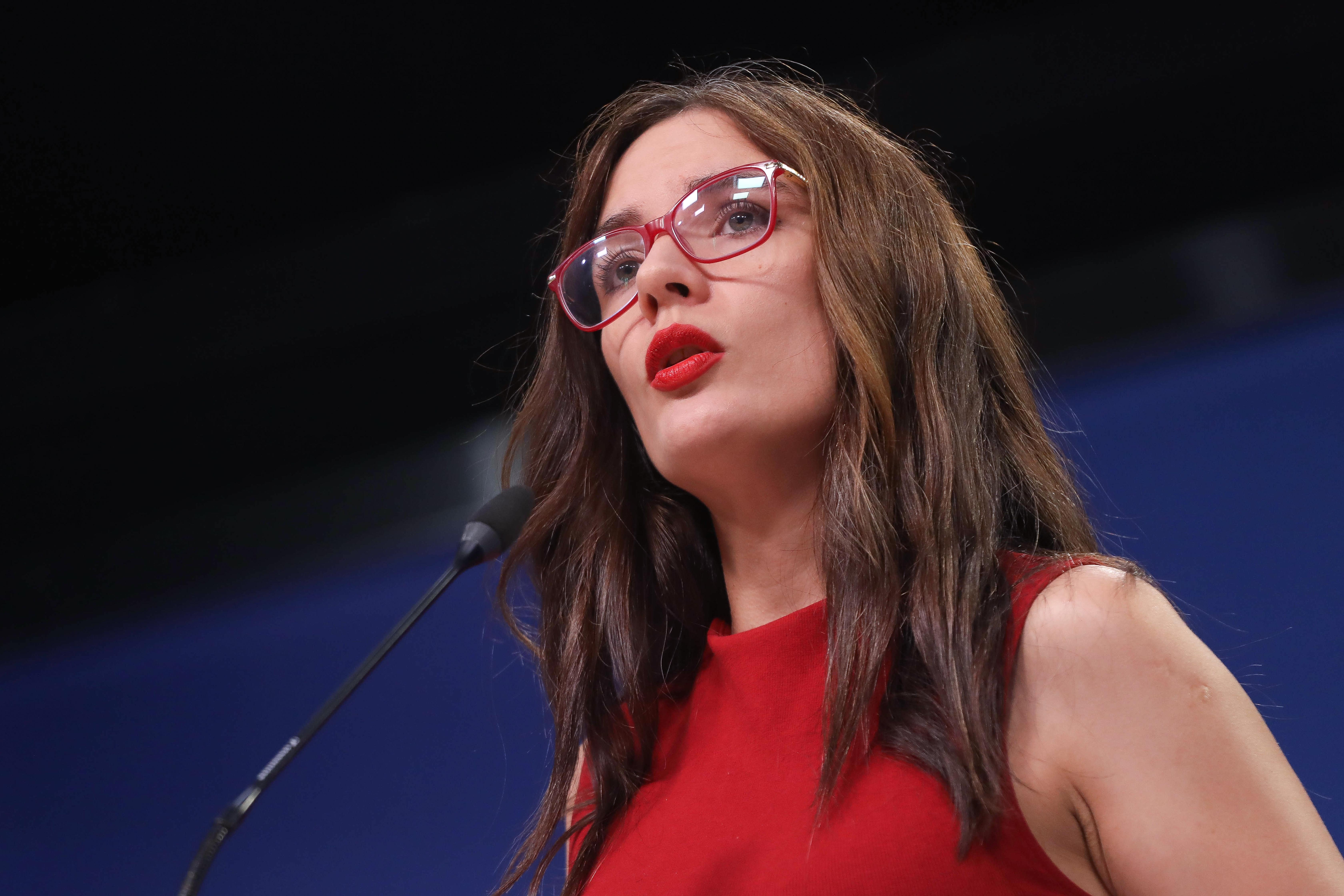 Camila Vallejo (PC) defiende legado de Bachelet y descarta que Boric tenga responsabilidad en la caída de su candidatura a la ONU: "Chile se perdió una tremenda oportunidad por un gesto hostil del actual presidente"