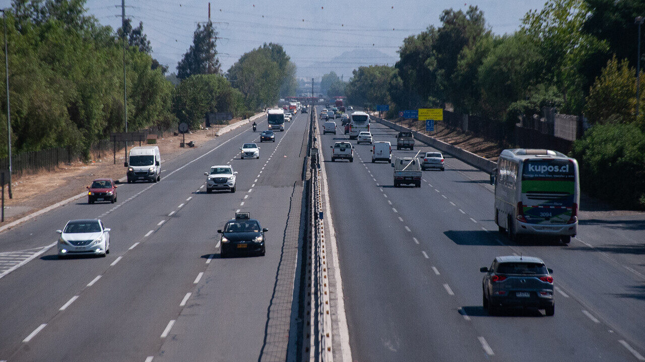 Peaje a luca, tarifa rebajada para camiones y más: MOP anuncia medidas en carreteras por fin de semana largo de Fiestas Patrias