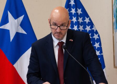 Tras dichos sobre el estallido social: Gobierno convoca a embajador de Estados Unidos para pedir antecedentes