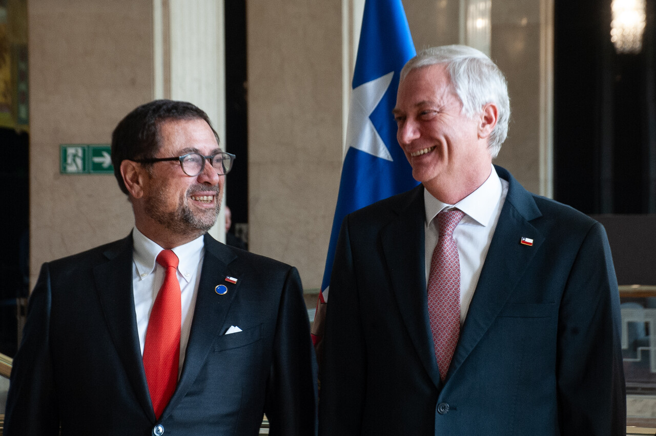 "Tuvo una muy buena presentación": Presidente Kast entrega su apoyo al canciller Pérez Mackenna tras la interpelación