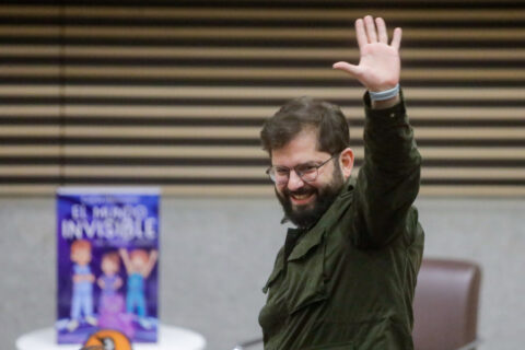 UDI critica asistencia de Boric a MUDA por participación de activista que defiende al régimen cubano: “Los compromisos democráticos se demuestran con hechos”