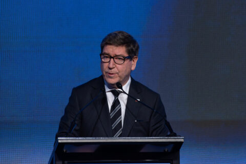Biministro Mas por precio de los combustibles en Fiestas Patrias: “Esperemos que el alza no sea tan relevante”