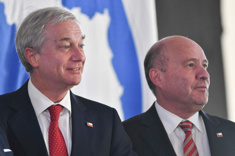 Presidente Kast adelanta plan de emergencia laboral en reunión con el oficialismo ante aumento de desempleo
