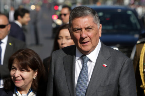 Alvarado por incorporación de Chile al Escudo de las Américas: 
