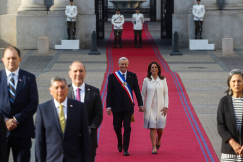El Presidente de la República, José Antonio Kast, participa en tradicional sesión de fotos oficiales con ministros y subsecretarios en la Plaza de la Constitución y el Patio de los Cañones/Agencia Uno