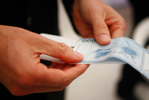 Ya comenzó el pago anual del Subsidio al Empleo Joven: Revisa el monto con tu RUT