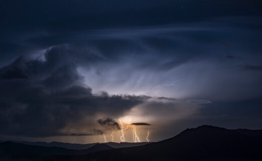 Declaran alerta temprana preventiva para la Región de Los Lagos por pronóstico de tormentas eléctricas