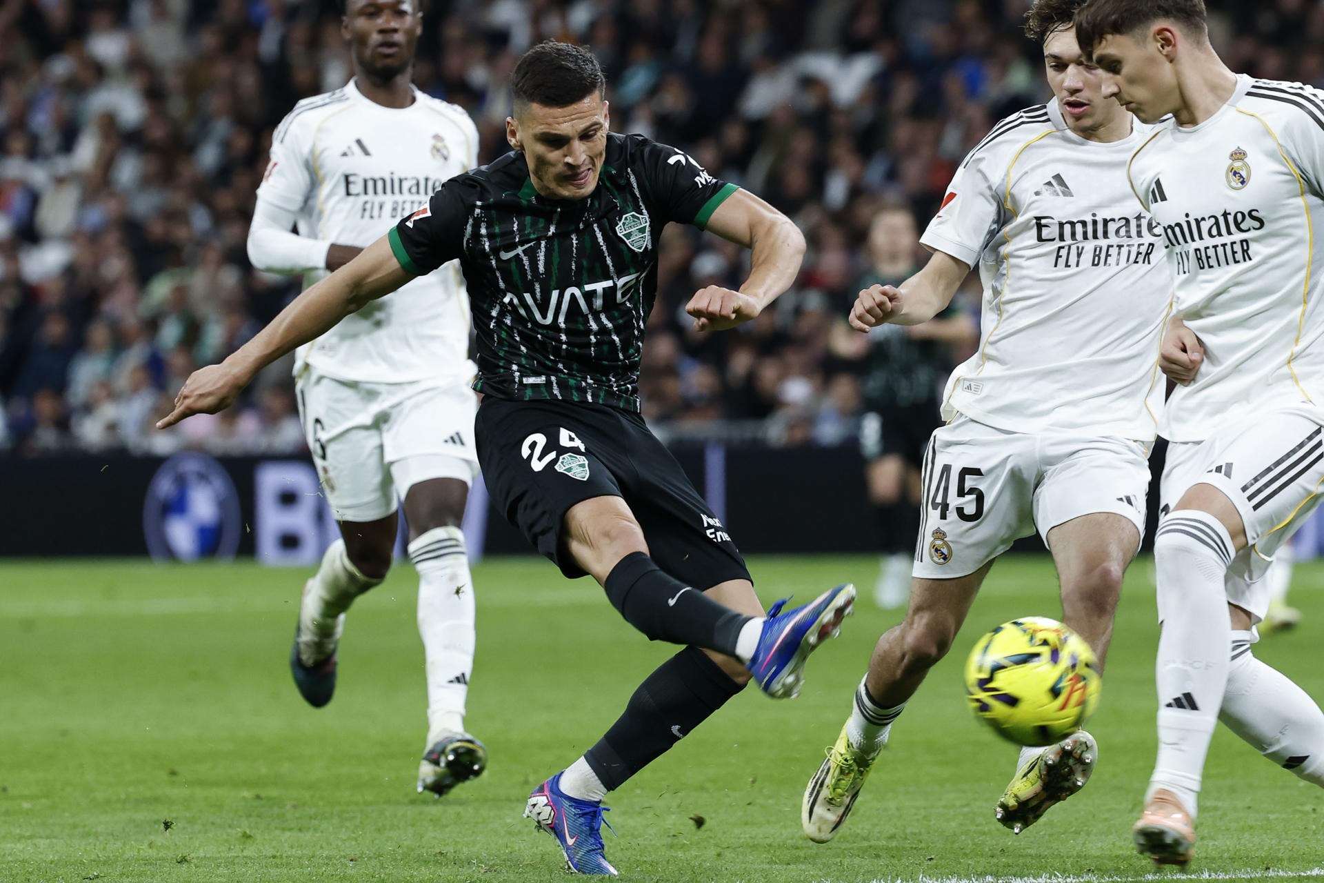 Lucas Cepeda desafía al Real Madrid con el Elche: Horario y dónde ver el duelo por LaLiga
