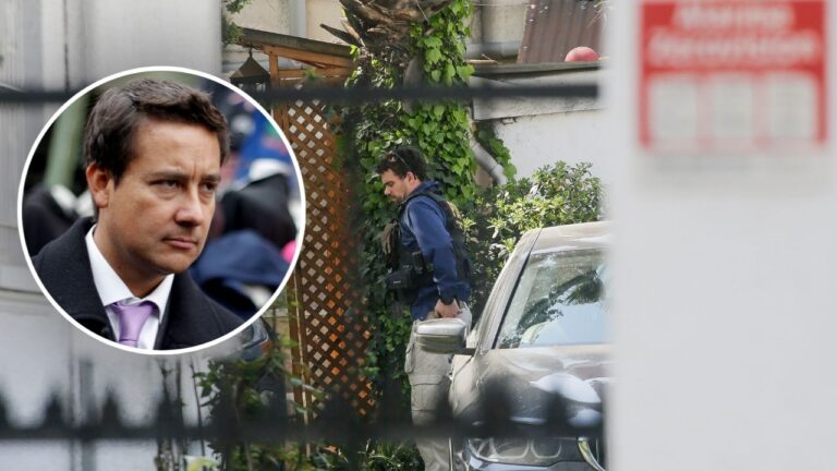 Amplían detención del exfiscal Vinko Fodich, tres PDI y un familiar de Parisi por presunta asociación criminal