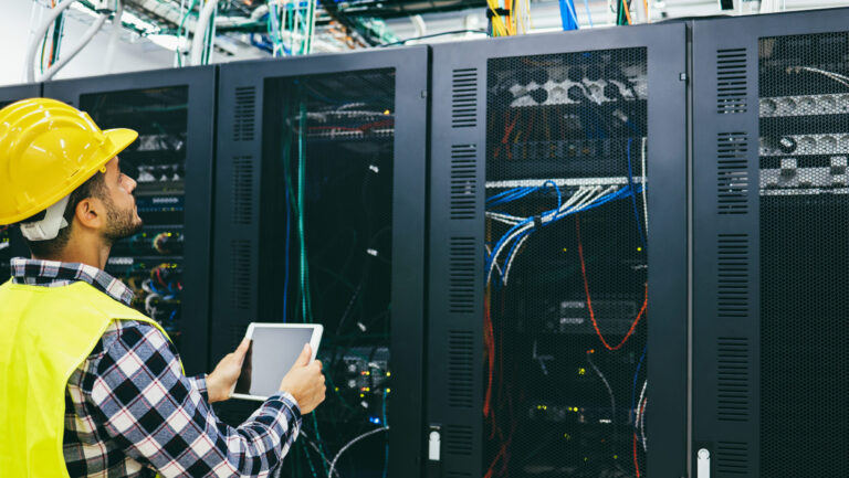 Amazon, Microsoft y Google entre ellos: Chile suma más de US$ 7.500 millones en inversiones comprometidas en data centers