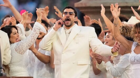 Bad Bunny hace historia en los Emmy: Su show de medio tiempo del Super Bowl LX rompió récord con siete premios