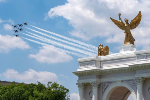 Trump propone que el arco triunfal frente al Cementerio de Arlington funcione como un 