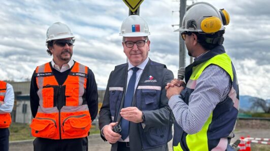 Biministro Mas tras inauguración de abastecimiento de agua desalada en Los Bronces: 