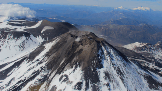 Nevados de Chillán: Amplían perímetro de seguridad ante aumento de actividad volcánica