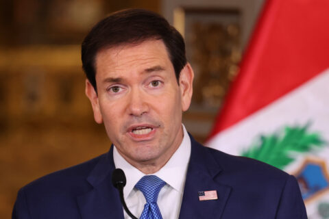 Estados Unidos impone nuevas sanciones a empresas mineras y de defensa de Cuba