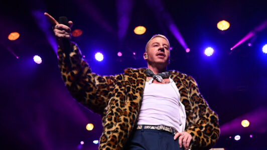 Las ganancias serán donadas: Macklemore anuncia gira 