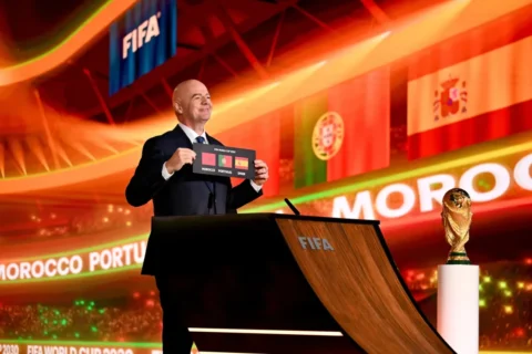 El presidente de la FIFA da a conocer las sedes principales del Mundial 2030. FIFA.com