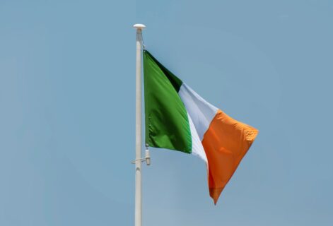 Jugador irlandés abandona la selección antes de los partidos contra Israel: “Matar a personas inocentes está mal”