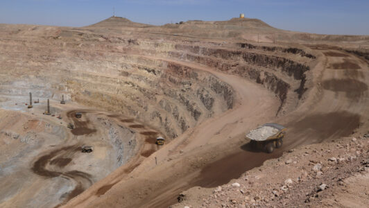 Sindicatos de Minera Centinela se manifestarán frente a Antofagasta Minerals tras irse a huelga por diferencias salariales