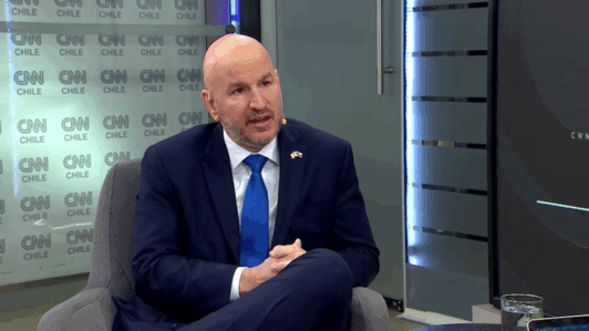 Embajador de Estados Unidos por estallido social: “Nuestra inteligencia nos dice categóricamente que provino de organizaciones de izquierda”