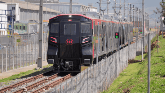 Trenes de la futura Línea 7 del Metro inician pruebas dinámicas en Brasil: Tienen capacidad para más de 1.200 pasajeros