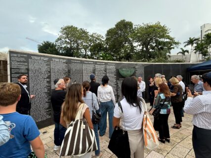 Miami conmemora el tercer aniversario del 7 de octubre con testimonios de sobrevivientes