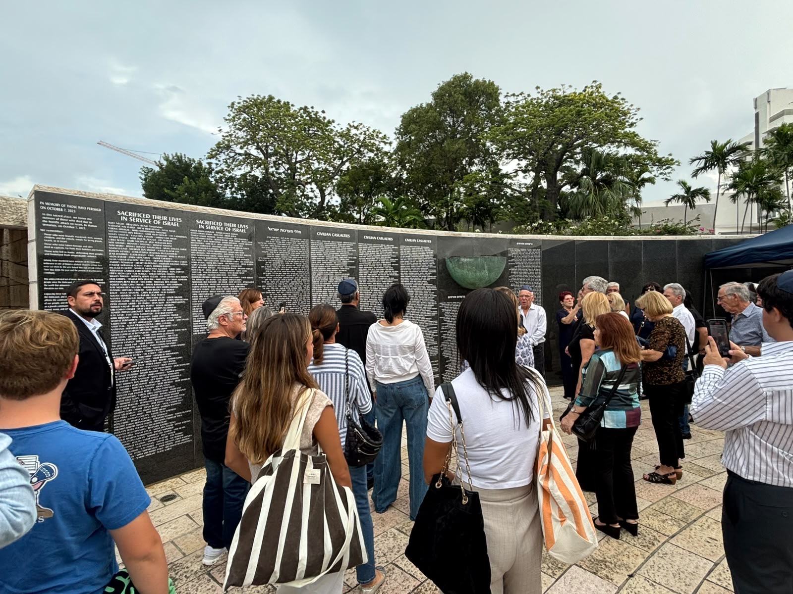 Miami conmemora el tercer aniversario del 7 de octubre con testimonios de sobrevivientes