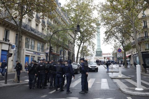 Protestas en Francia dejan más de 1.300 detenidos y decenas de comercios saqueados