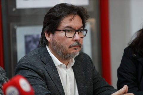 Rebaja de condenas: PC da pie atrás en interpelación a ministro Rabat y opta por sesión especial