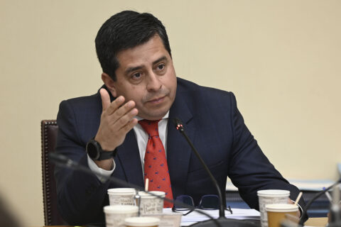 Pedro Araya tras su salida de la Comisión de Constitución: 