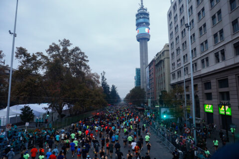 Maratón de Santiago 2027 inicia venta de cupos: Revisa valores y fechas de inscripción