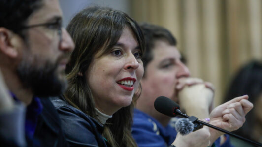 Constanza Martínez (FA) y eventual candidatura presidencial de Michelle Bachelet: 
