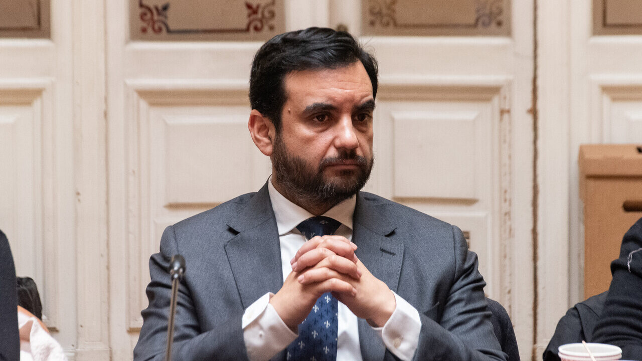 "No un indulto": Exministro Gajardo aborda beneficios a condenados con enfermedades graves y plantea que "sea la Corte la que resuelva en casos muy concretos"