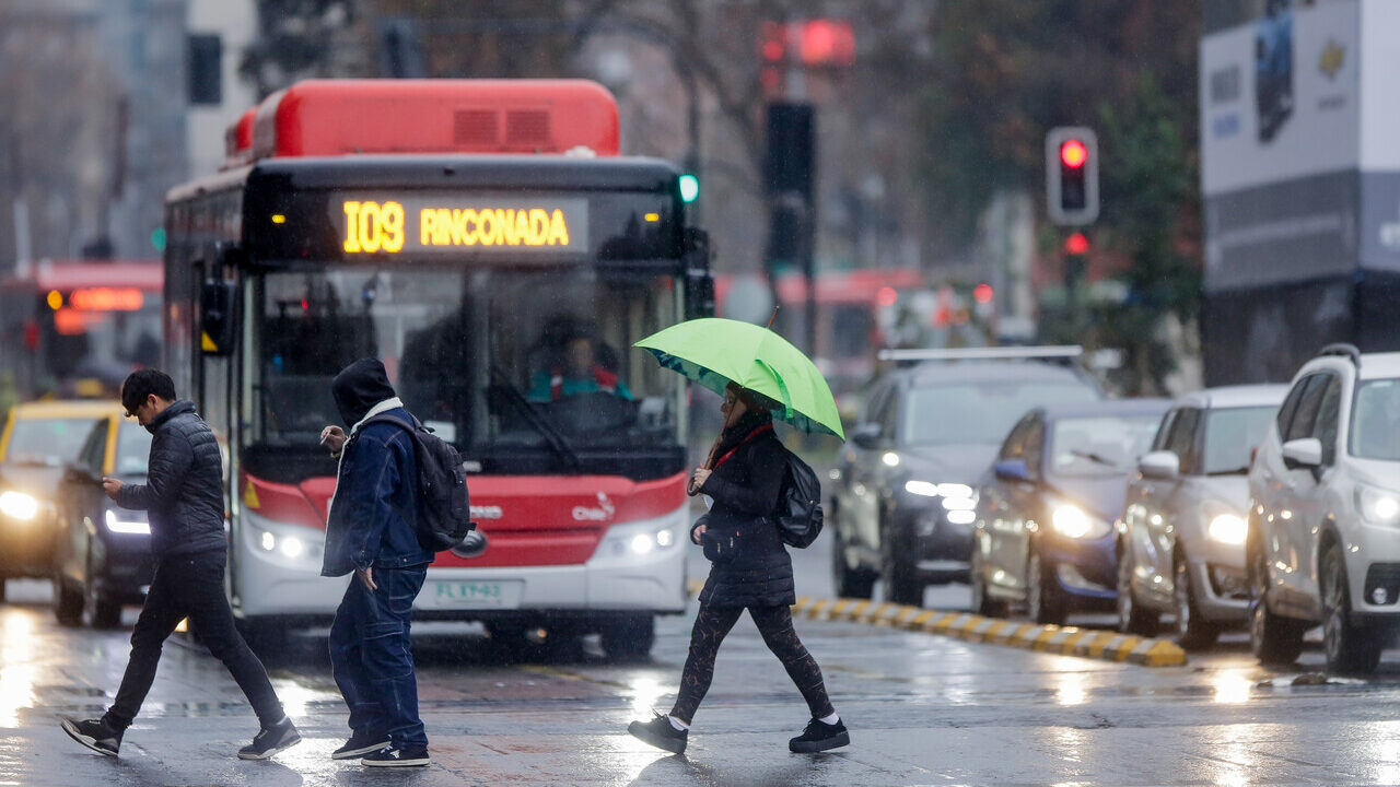 Siguen las precipitaciones en la Región Metropolitana: ¿Cuánto lloverá esta semana en Santiago?