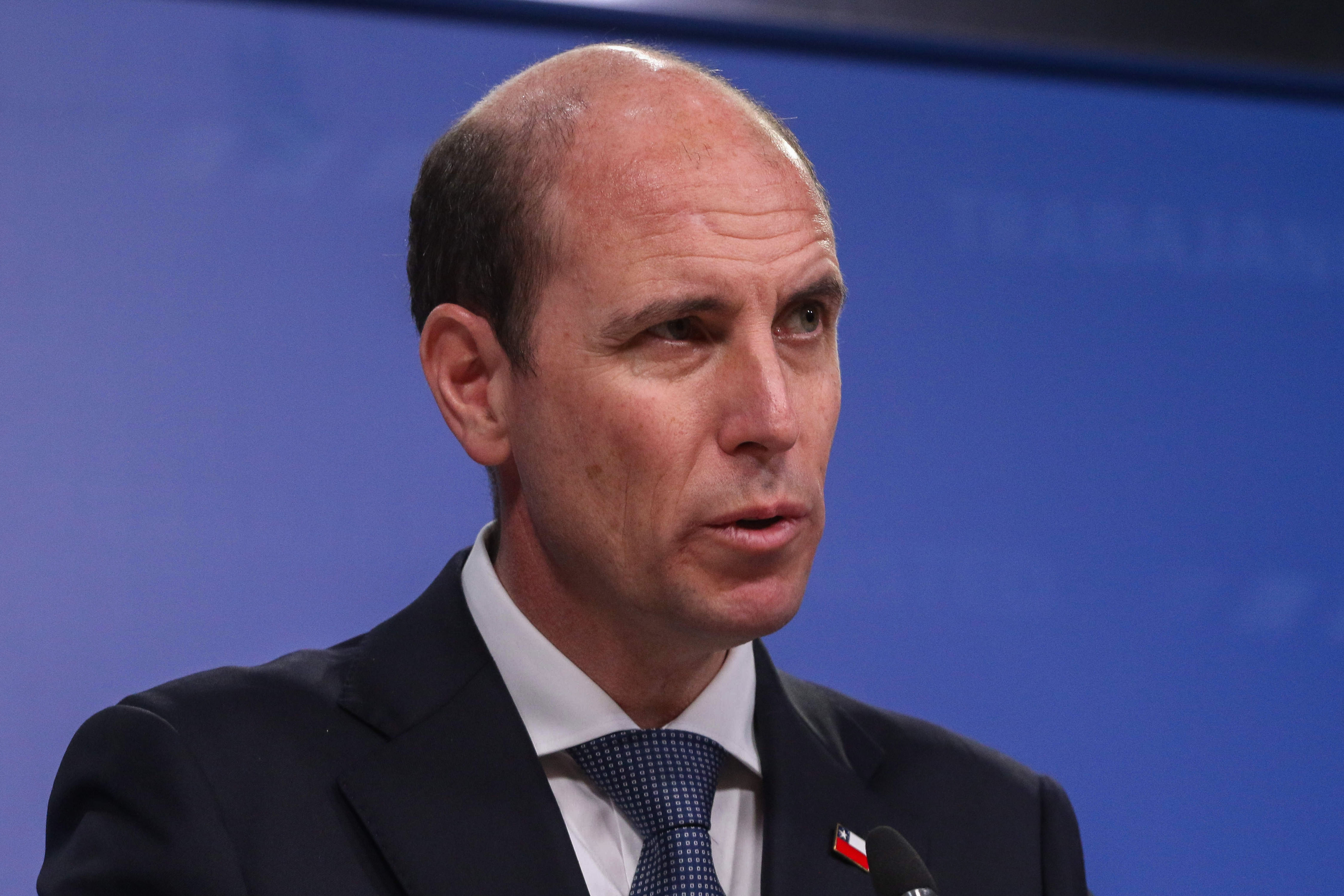 "Cuando se ataca a un carabinero se ataca a todos los chilenos": Ministro Arrau llama a avanzar con urgencia en el Congreso las RUF, Naín-Retamal 2.0 tras asesinato de sargento Urrea