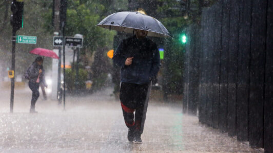 Meteorología emite alerta por lluvias 
