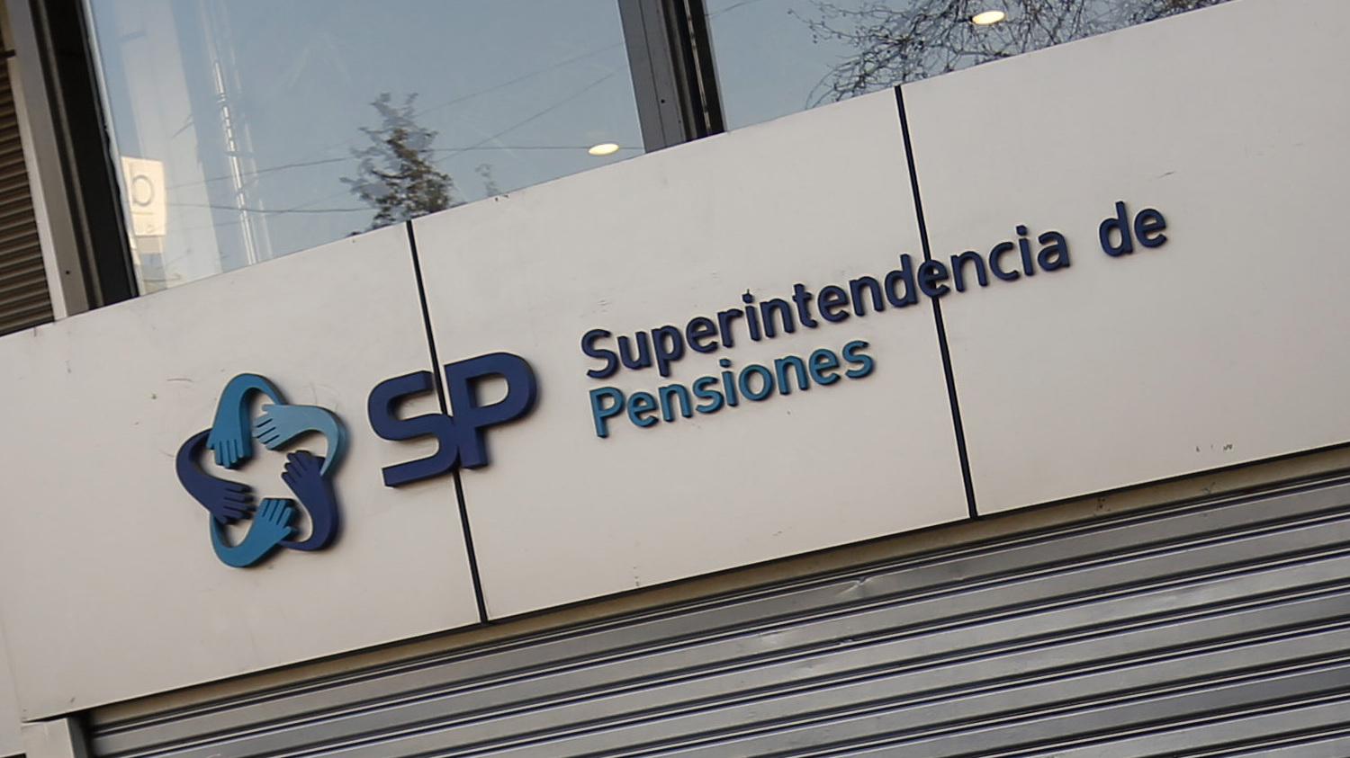 Superintendencia de Pensiones inicia procesos sancionatorios contra las siete AFP por pérdidas de valor en los fondos D y E