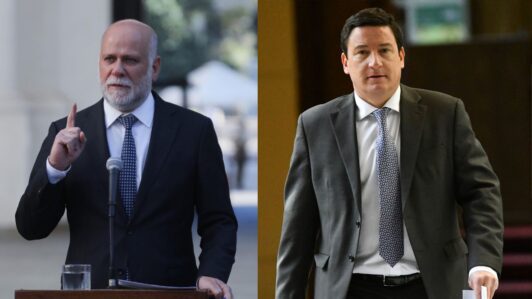 Exministro Elizalde critica a Squella tras negar solicitudes de renuncia en el Gobierno de Boric: 