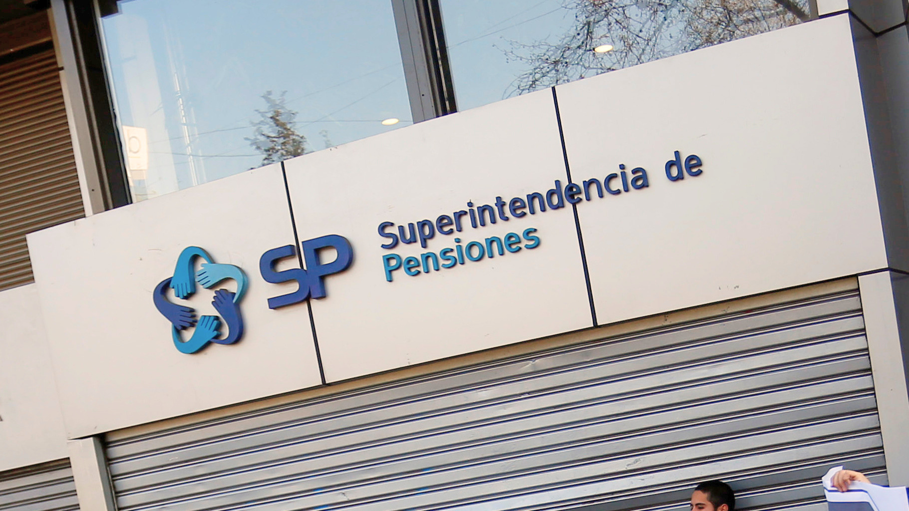 ¿Administración desleal? Fiscal de Superintendencia de Pensiones abre la puerta a posibles querellas contra las AFP por pérdidas de valorización en Fondos D y E