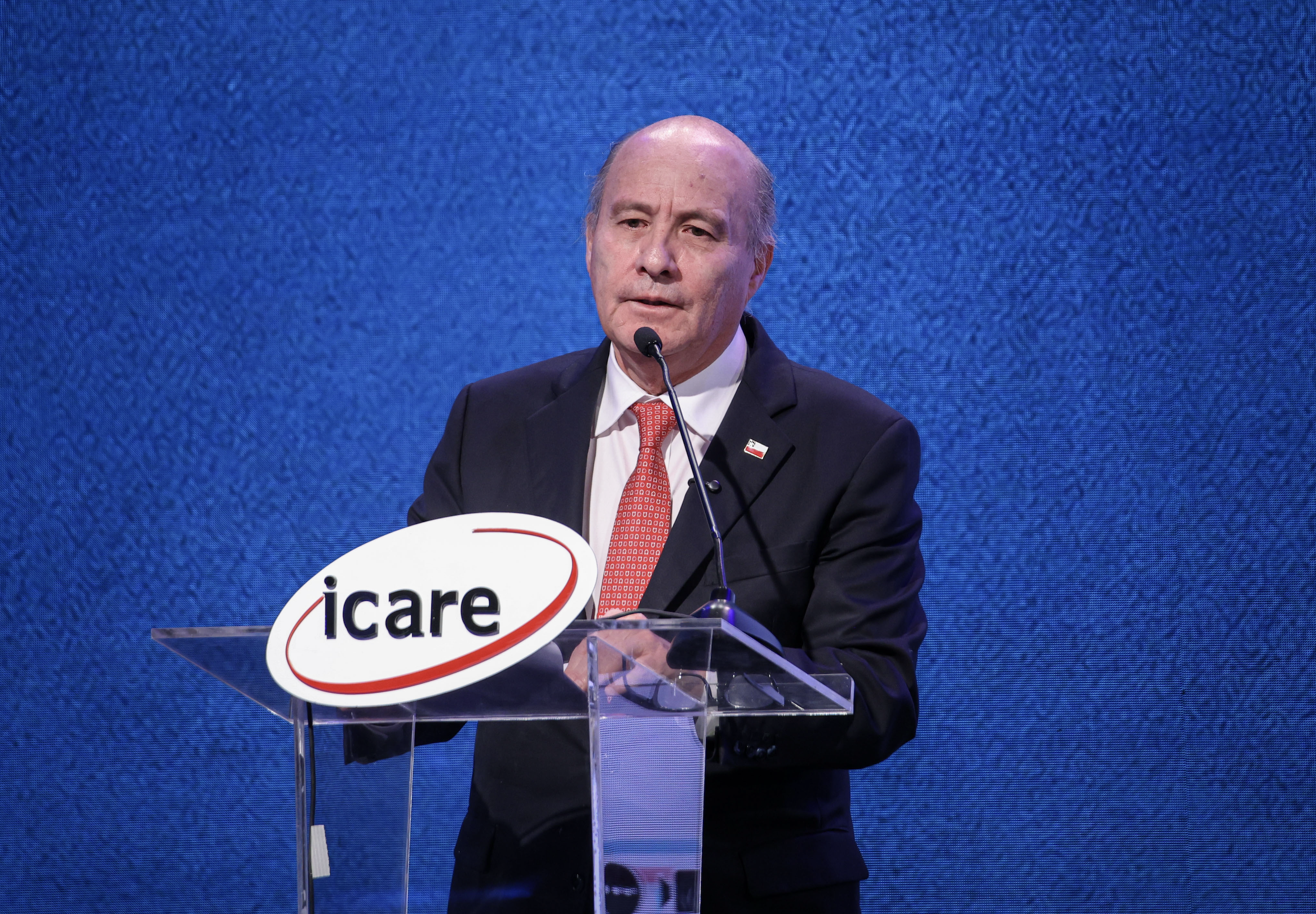 Quiroz prevé nuevos Imacec negativos, pero defiende 