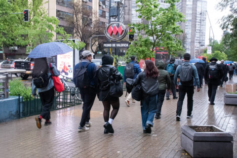 No guarde el impermeable: Niño Godzilla amenaza con lluvias hasta el verano