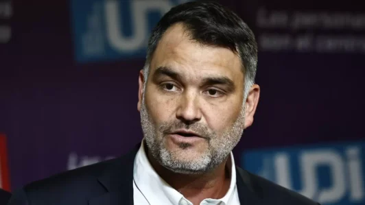 Macaya se abre a reponer “Yo elijo mi PC” en Presupuesto 2027: “Revisemos línea por línea”