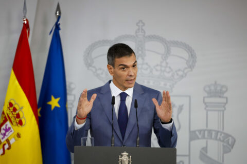 Pedro Sánchez expresa su pésame a la familia de Maricarmen Abascal y dice sentir su pérdida como propia