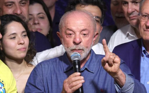 Lula por huida de Flávio Bolsonaro a Estados Unidos: 