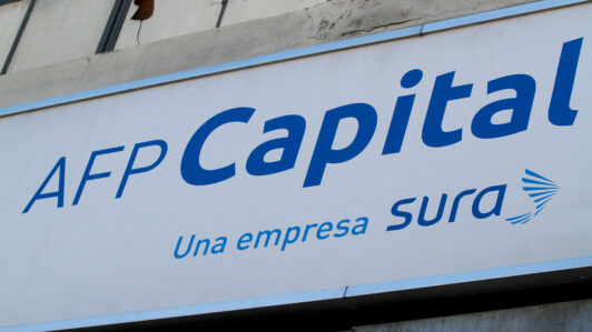 AFP Capital defiende su estrategia en el fondo E y afirma que volvería a tomar las mismas decisiones “considerando la misma información disponible”
