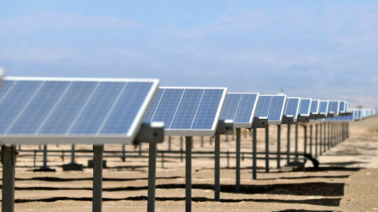 Comisión de Evaluación de Antofagasta aprueba dos parques solares con baterías por US$ 688 millones en María Elena: uno es de SQM