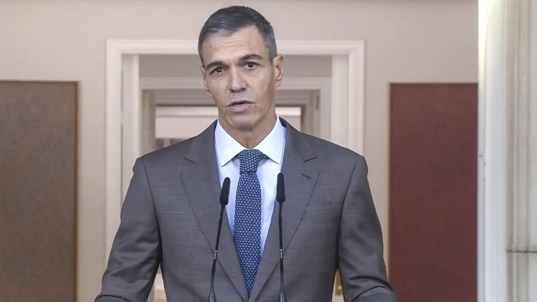 España: Pedro Sánchez anunció disolución del Parlamento y convocó a elecciones generales anticipadas para el 29 de noviembre