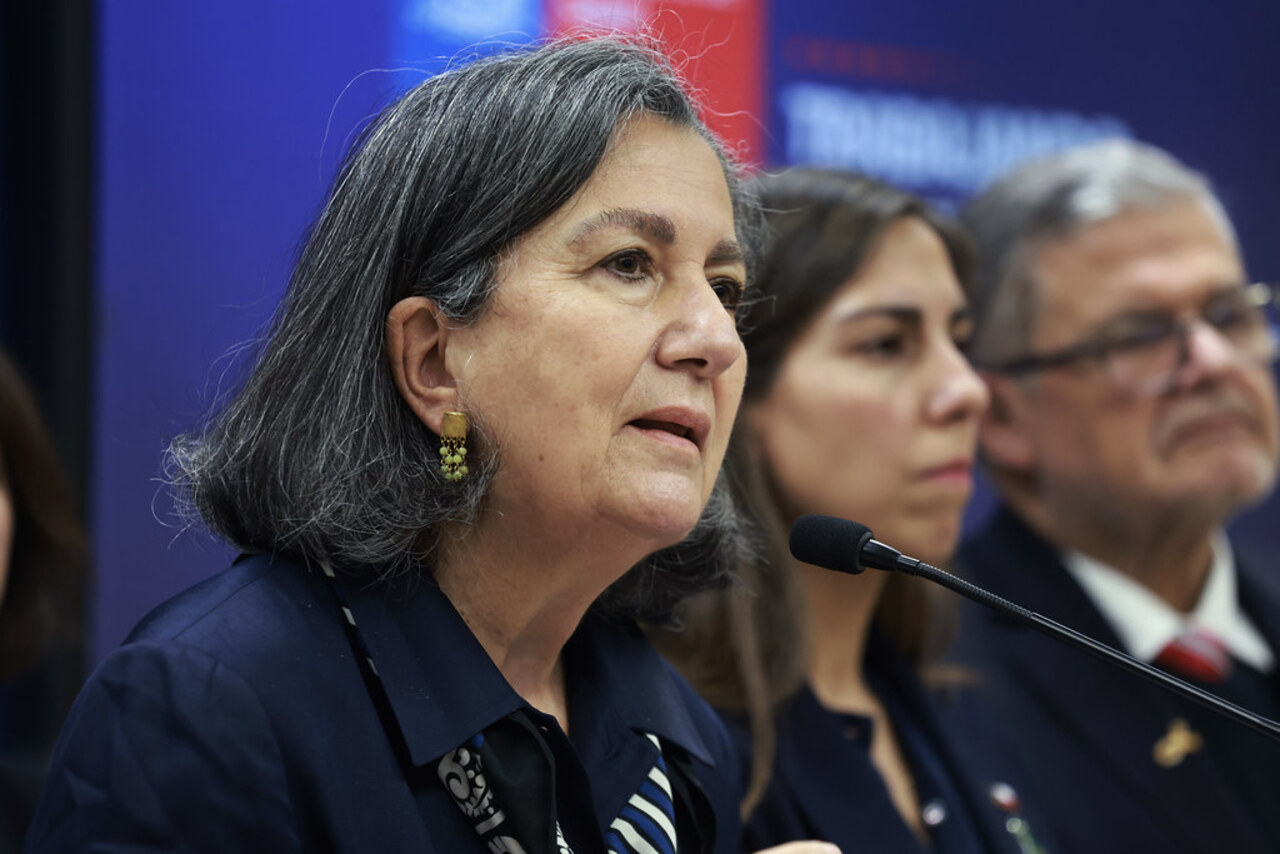 Ley Sanna: Gobierno presenta proyecto para dar permiso laboral a padres tras intento de suicidio de sus hijos
